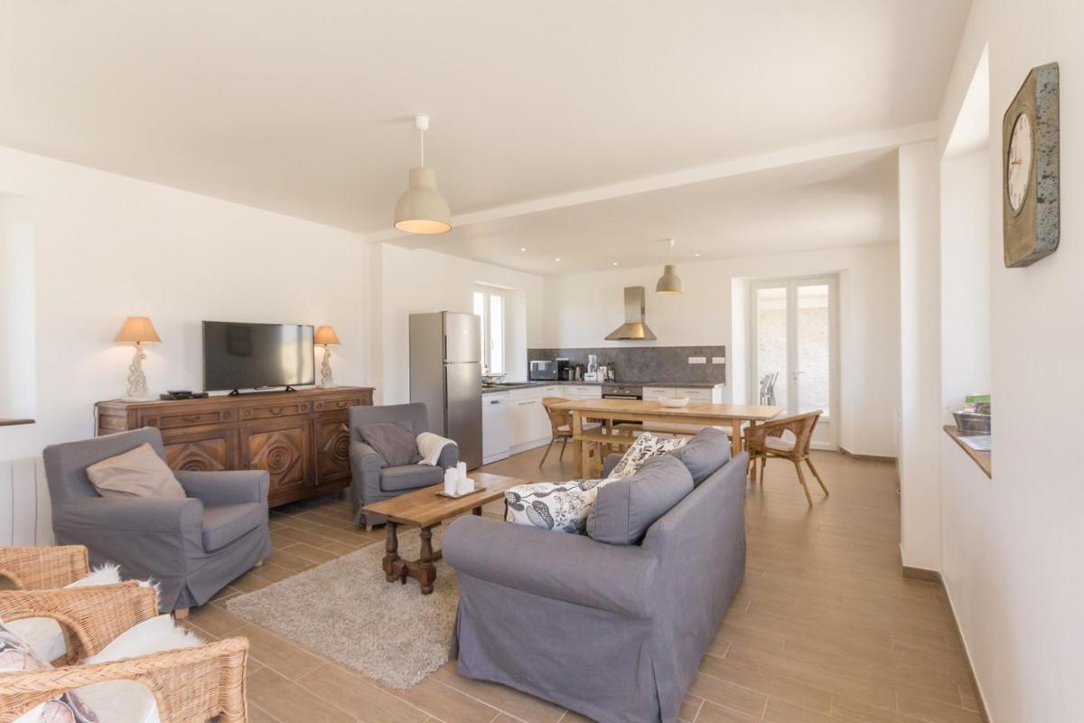 La Ferme De Presles Villa Menainville Dış mekan fotoğraf